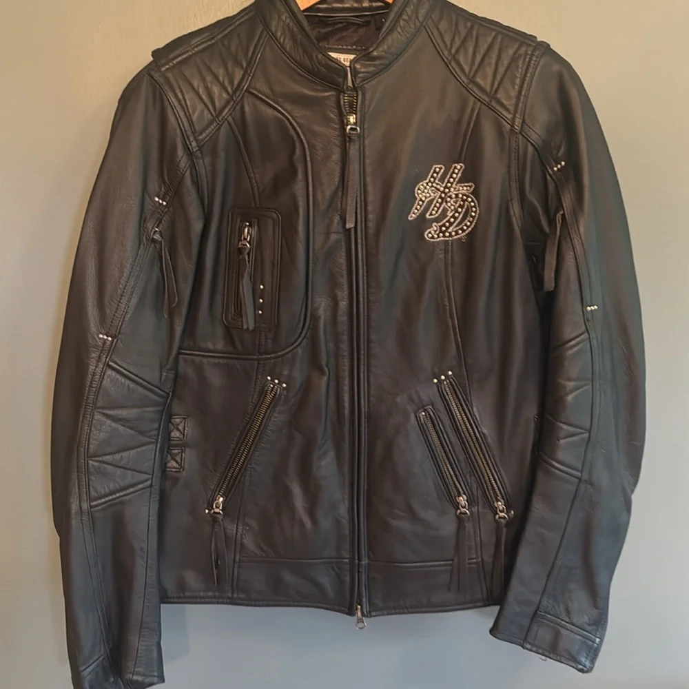Harley-Davidson Women's Embroidered detailed with studs Black Leather Jacket - Picture 4 of 6